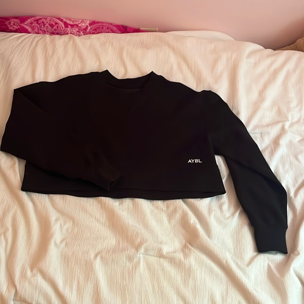 AYBL cropped long sleeve